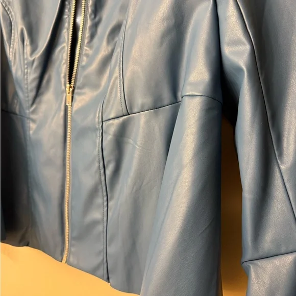 Monroe & Main Blue Leather Jacket - Picture 8 of 9